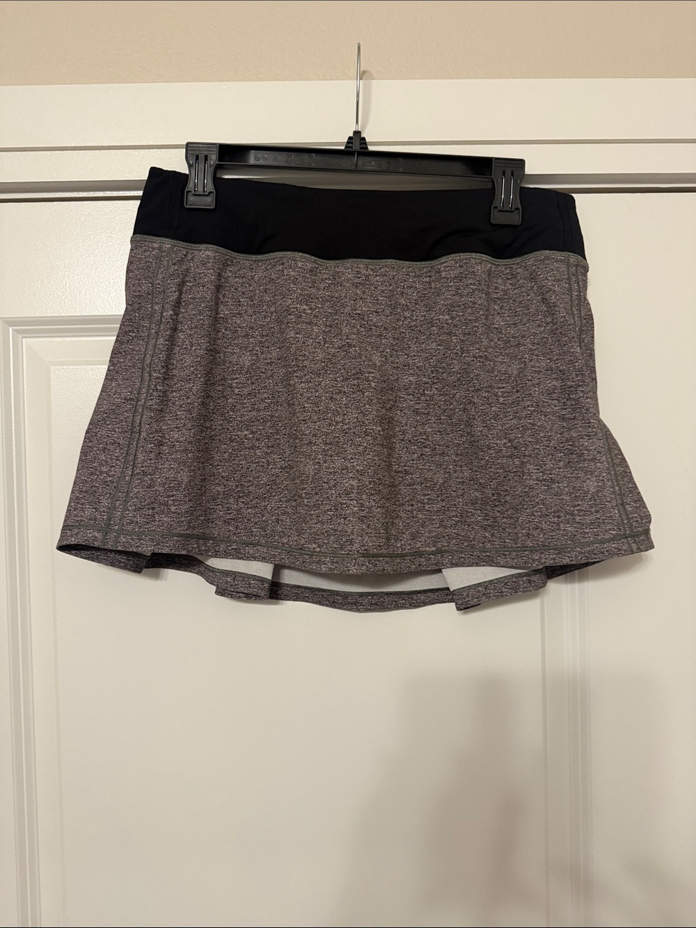 lululemon athletica Heathered Gray Skort with Black Waistband